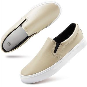 Comfortable slip on style shoe Ladies 8